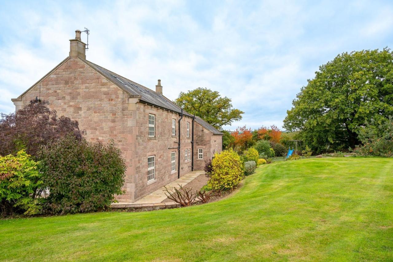Tinkers Folly Villa Harrogate Exterior photo